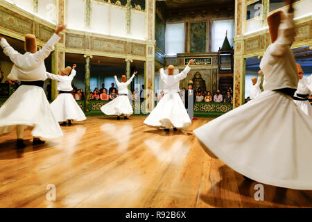 Bagno turco tipiche danze folk Foto Stock