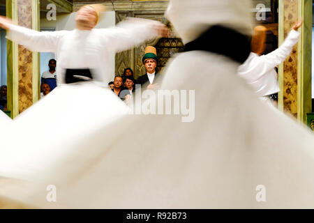Bagno turco tipiche danze folk Foto Stock