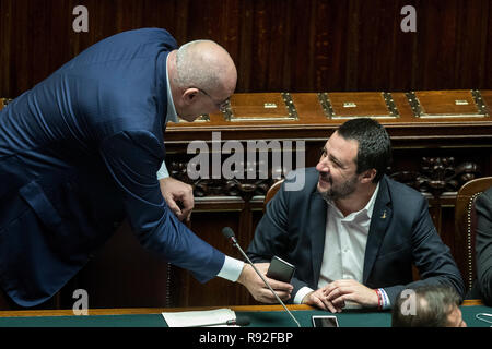 Foto di Roberto Monaldo / LaPresse 18-12-2018 Roma Italiano Camera dei Deputati - dl anticorruzione Nella foto Guido Crosetto, Matteo Salvini Foto di Roberto Monaldo / LaPresse 18-12-2018 Roma (Italia) Camera dei Deputati - decreto legge su anticorruzione nella foto Guido Crosetto, Matteo Salvini Foto Stock