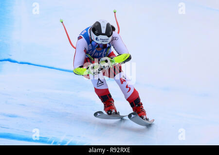 In Val Gardena Groeden, Italia. Xix Dec, 2018. Audi FIS Coppa del Mondo di sci femminile super g; Stephanie Venier AUT in azione Credit: Azione Plus sport/Alamy Live News Foto Stock