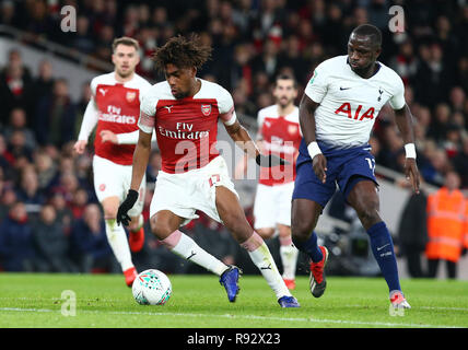 Londra, Regno Unito. Xix Dec, 2018. Alex Iwobi di Arsenal durante l EFL Trimestre Cup - finale tra di Arsenal e Tottenham Hotspur all'Emirates Stadium di Londra, Inghilterra il 19 Dic 2018. Credit: Azione Foto Sport/Alamy Live News Foto Stock