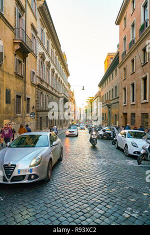 Roma, Italia - circa novembre, 2017: Roma paesaggio urbano. Roma è la capitale d'Italia. Foto Stock