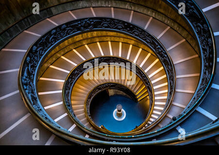 Bramante scala o scala a chiocciola, Musei Vaticani, Roma, lazio, Italy Foto Stock