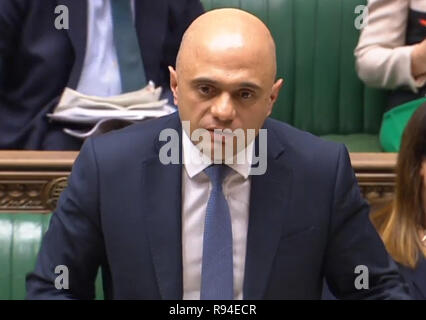 Home Secretary Sajid Javid fa una dichiarazione alla Camera dei Comuni di Londra, circa le proposte del governo in materia di immigrazione di carta bianca. Foto Stock