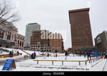 Quebec City, Quebec, Canada è il più antico insediamento europeo in America del nord e l'unica città fortificata a nord del Messico sulle cui pareti sono ancora esistenti. Foto Stock