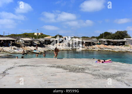 Es Calo porto naturale, Es Calo, Formentera, isole Baleari, Spagna Foto Stock