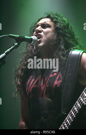 Tom Araya con hevy thrash metal band cacciatrice esegue in concerto al Sound Advice Amphitheater di West Palm Beach in Florida il 25 luglio 2007. Foto Stock