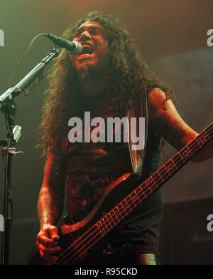 Tom Araya con hevy thrash metal band cacciatrice esegue in concerto al Sound Advice Amphitheater di West Palm Beach in Florida il 25 luglio 2007. Foto Stock