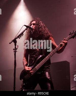 Tom Araya con hevy thrash metal band cacciatrice esegue in concerto al Sound Advice Amphitheater di West Palm Beach in Florida il 25 luglio 2007. Foto Stock