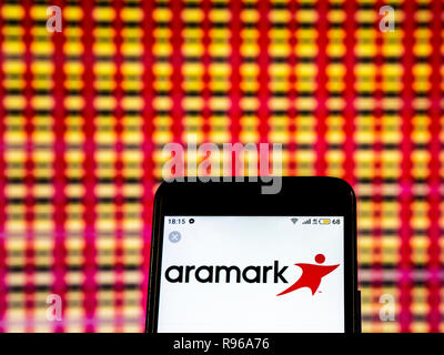 La Aramark Corporation logo che si vede visualizzato sul telefono intelligente Foto Stock