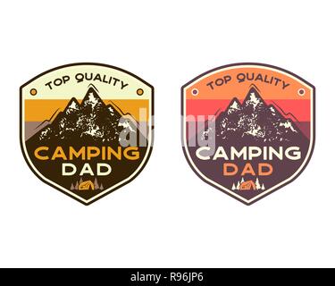 Montagna Campeggio i badge con citazione top quality camping papà. Patch di viaggio design. Bella per i padri giorno come dono, t-shirt, stampa. Vettore di stock set di francobolli isolati su bianco. Illustrazione Vettoriale