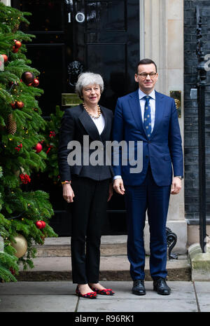 Londra, Regno Unito. Xx Dicembre, 2018. Il primo ministro, Theresa Maggio, incontra il suo omologo polacco, Primo Ministro Mateusz Morawiecki per colloqui. Credito: Tommy Londra/Alamy Live News Foto Stock