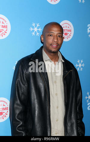 Los Angeles, CA, Stati Uniti d'America. Xiv Nov, 2018. LOS ANGELES - NOV 14: Antwon Tanner al ''E' una meravigliosa vita'' evento al Grove il 14 novembre 2018 a Los Angeles, CA Credito: Kay Blake/ZUMA filo/Alamy Live News Foto Stock