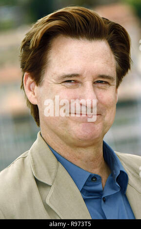 Cannes, Francia. 21 Maggio, 2008. Attore statunitense Bill Pullman pone durante il photocall per il film "sorveglianza" durante il Festival del Cinema di Cannes al Palais des Festivals a Cannes, Francia, 21 maggio 2008. Credito: Hubert Boesl | in tutto il mondo di utilizzo/dpa/Alamy Live News Foto Stock