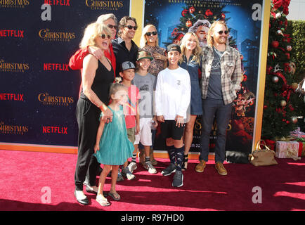 "Le Cronache di Natale' Premiere con: Goldie Hawn, Kurt Russell, Oliver Hudson, Erinn Bartlett, Wyatt Russell, Sanne Hamers, Bodhi Hawn Hudson, Wilder Brooks Hudson, Rio Hudson dove: Los Angeles, California, Stati Uniti quando: 18 Nov 2018 Credit: FayesVision/WENN.com Foto Stock