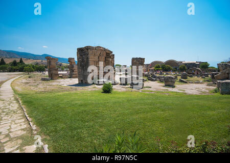 Foto della città antica Hierapolis, vicino a Turchia moderna città Denizli, Turchia Foto Stock