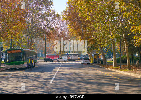 Milano, Italia - circa novembre, 2017: Milano paesaggio urbano Foto Stock