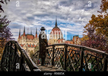 Imre Nagy statua, Budapest Foto Stock