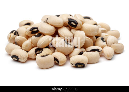 Black Eyed Peas, cowpeas isolati su sfondo bianco Foto Stock
