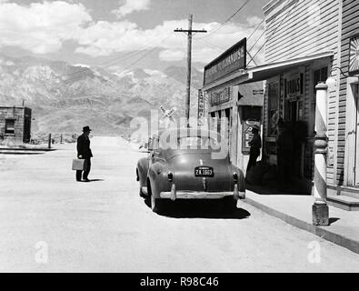 Pellicola originale titolo: BRUTTA GIORNATA AL BLACK ROCK. Titolo inglese: BRUTTA GIORNATA AL BLACK ROCK. Anno: 1955. Direttore: JOHN STURGES. Stelle: Spencer Tracy. Credito: M.G.M / Album Foto Stock