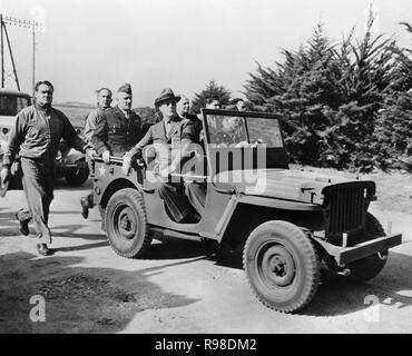 Stati Uniti Il presidente Franklin Roosevelt rivedendo le forze americane, Casablanca, Marocco, Stati Uniti Army Signal Corps, Gennaio 1943 Foto Stock