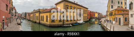 Venezia, Italia - 23 Marzo 2018: vista panoramica del canale laterale a Venezia, Italia Foto Stock