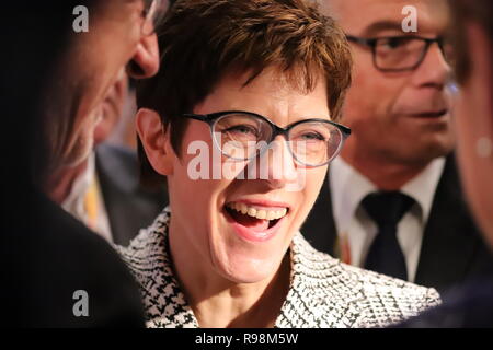 31. CDU-Bundesparteitag ad Amburgo: Annegret Kramp-Karrenbauer Foto Stock