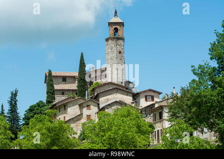 Greccio, Italia. Il piccolo paese medievale nella regione Lazio, famosa per il santuario Cattolico di San Francesco Foto Stock