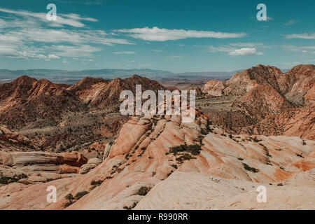 Yant appartamenti, colorate formazioni arenarie, un sentiero escursionistico trovati nel sud dello Utah, Stati Uniti d'America Foto Stock