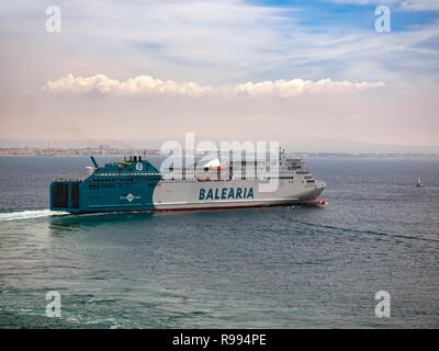 PALMA DI MAIORCA, SPAGNA - 23 MAGGIO 2018: L'Abel Matutes, Un traghetto Balaria Foto Stock