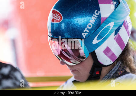 Courchevel, Rhone Alpes, Francia, 21 dicembre 2018, Mikaela Shiffrin di USA vince Courchevel Ladies Slalom Gigante Audi FIS Coppa del Mondo di Sci Alpino 2019 Foto Stock