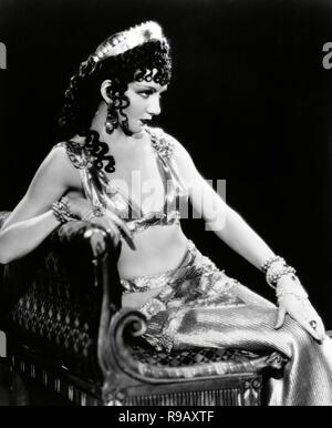 Pellicola originale titolo: il segno della croce. Titolo inglese: il segno della croce. Anno: 1932. Direttore: CECIL B DEMILLE. Stelle: Claudette Colbert. Credito: Paramount Pictures / Album Foto Stock