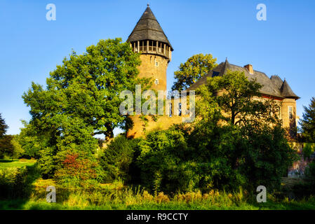 Burg Linn Castello, Krefeld, Renania settentrionale-Vestfalia, Germania Foto Stock