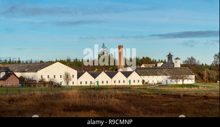 Dallas Dhu Distillery in inverno il sole, 21 Dicembre 2018 Foto Stock