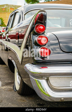 Detroit, Michigan, Agosto 19, 2016: Tailfin dettagli del 1959 DeSoto a Woodward crociera da sogno - il più grande di un Giorno con evento automobilistico NEGLI STATI UNITI Foto Stock