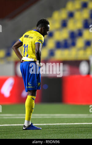 Sint Truiden, Belgio. 22 Dic, 2018. SINT TRUIDEN, Belgio - 22 dicembre : Yohan Boli in avanti di Sint-Truiden guarda sconsolato durante la Jupiler Pro League Match Day 20 tra STVV e KV Kortrijk su dicembre 22, 2018 in Sint Truiden, Belgio . ( Foto da Johan Eyckens/Isosport) Credito: Pro scatti/Alamy Live News Foto Stock