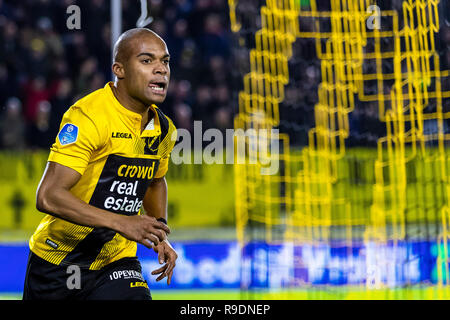 BREDA, Paesi Bassi. 22 Dic, 2018. Calcio, NAC Verleghstadium ratto, olandese eredivisie, stagione 2018/2019, NAC player Mikhail Rosheuvel celebra il traguardo, durante la partita NAC - Heerenveen, Credito: Pro scatti/Alamy Live News Foto Stock