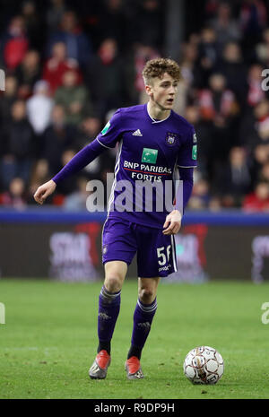 Mouscron, Belgio. 22 Dic, 2018. MOUSCRON, Belgio - 22 dicembre : Alexis Saelemaekers di Anderlecht in azione durante la Jupiler Pro League Match Day 20 tra Royal Excel Mouscron e RSC Anderlecht sul dicembre 22, 2018 a Mouscron, Belgio. (Foto di Vincent Van Doornick/Isosport) Credito: Pro scatti/Alamy Live News Foto Stock