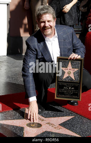 Los Angeles, CA, Stati Uniti d'America. 18 gennaio, 2012. LOS ANGELES - Jan 12: John Wells presso la John Wells cerimonia stella sulla Hollywood Walk of Fame su gennaio 12, 2012 a Los Angeles, CA Credito: Kay Blake/ZUMA filo/Alamy Live News Foto Stock