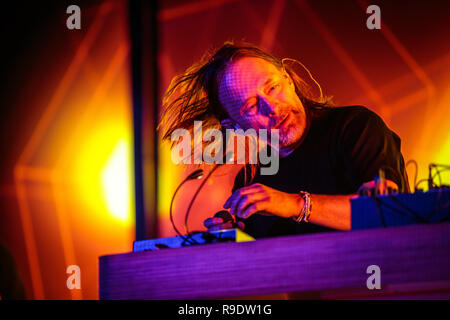 Las Vegas, NV, Stati Uniti d'America. 22 Dic, 2018. ***La copertura della casa*** Thom Yorke esegue al Chelsea al Cosmopolitan di Las Vegas in Las Vegas NV il 22 dicembre 2018. Credito: Erik Kabik Fotografia/media/punzone Alamy Live News Foto Stock