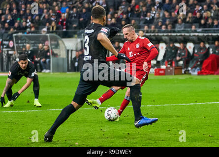 Francoforte, Germania. 22 Dic, 2018. Franck Ribery, FCB 7 shoot obiettivo per 0-2 Eintracht FRANKFURT - FC Bayern Munich - DFL REGOLAMENTI VIETANO QUALSIASI USO DI FOTOGRAFIE come sequenze di immagini e/o quasi-VIDEO - 1.della Lega calcio tedesca, Monaco di Baviera, Dicembre 22, 2018 stagione 2018/2019, giornata 17, FCB, München, Credito: Peter Schatz/Alamy Live News Foto Stock