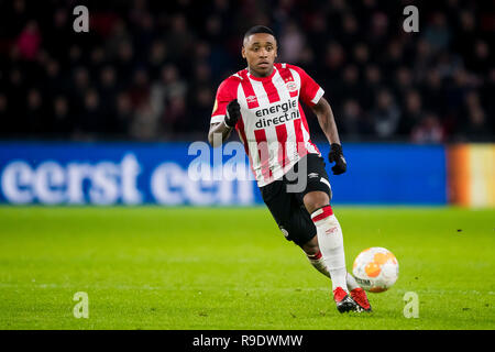 Eindhoven, Paesi Bassi. 22 Dic, 2018. EINDHOVEN, PSV - AZ 3-1, 22-12-2018, calcio Eredivisie olandese Stagione 2018 - 2019, Philips Stadium, PSV player Steven Bergwijn Credito: Pro scatti/Alamy Live News Foto Stock