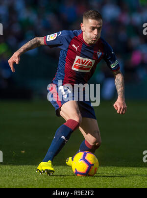 SEVILLA, 22-12-2018. Primera Division campionato spagnolo. LaLiga. Estadio Benito Villamarin. Ruben Peña (Eibar) durante il gioco Real Betis - Eibar. Foto Stock