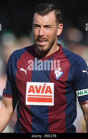 SEVILLA, 22-12-2018. Primera Division campionato spagnolo. LaLiga. Estadio Benito Villamarin. Sergi arricchire (Eibar) durante il gioco Real Betis - Eibar. Foto Stock