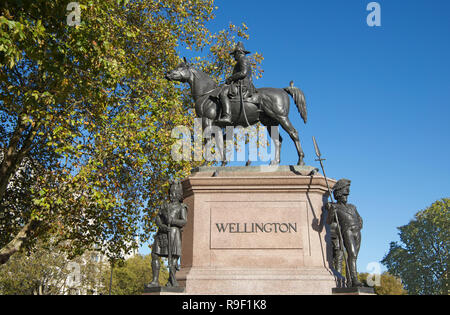 Statua del Duca di Wellington il cavallo Hyde Park Corner London Inghilterra England Foto Stock