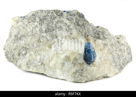 Afghanite crystal sulla matrice di calcite da Badakshan, Afghanistan isolati su sfondo bianco Foto Stock