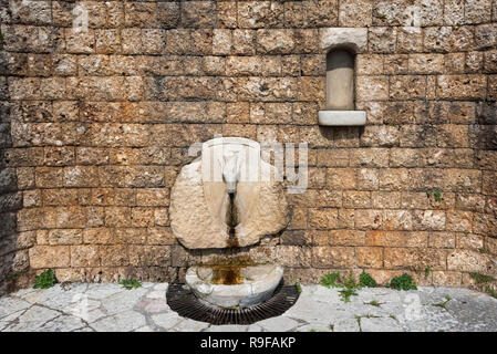 Mostra di Skanderbeg Nazionale Museo ospitato nel castello di Kruje, Kruje, Albania Foto Stock