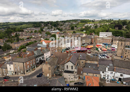 Richmond; città dalle mura del castello; Yorkshire; Regno Unito Foto Stock
