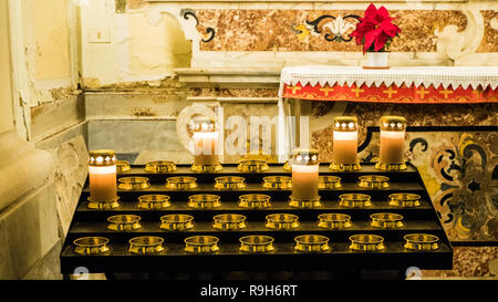 Il Duomo di Sorrento interno, Sorrento, regione Campania, Italia Foto Stock