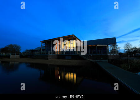 Il Lakeside Cucina e bar, Ferry Meadows Country Park, Peterborough, CAMBRIDGESHIRE, England, Regno Unito Foto Stock